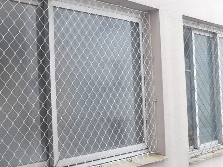 Redes de segurança para escolas em Brasília